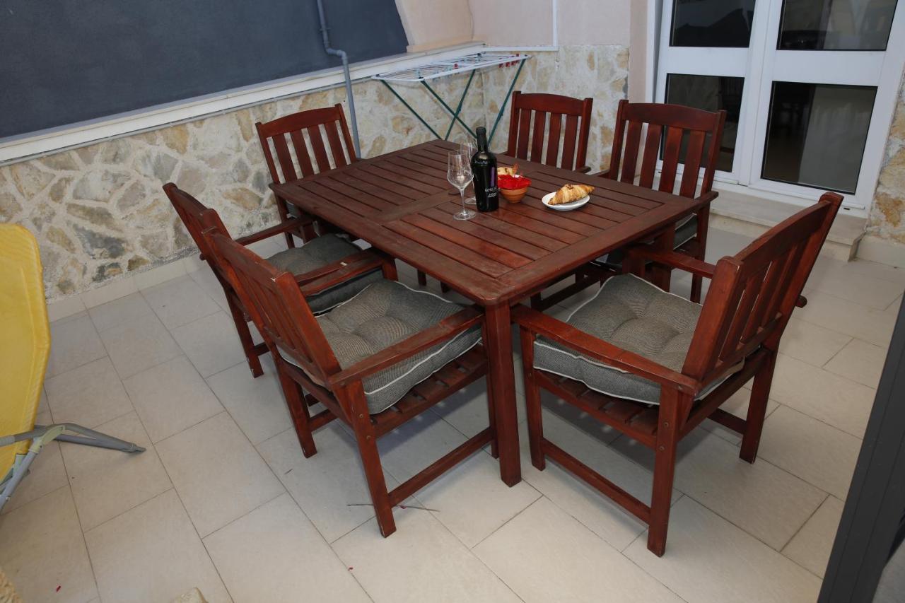 Guest House Lorenta Vodice Exterior photo