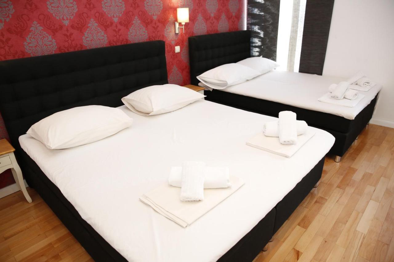 Guest House Lorenta Vodice Exterior photo