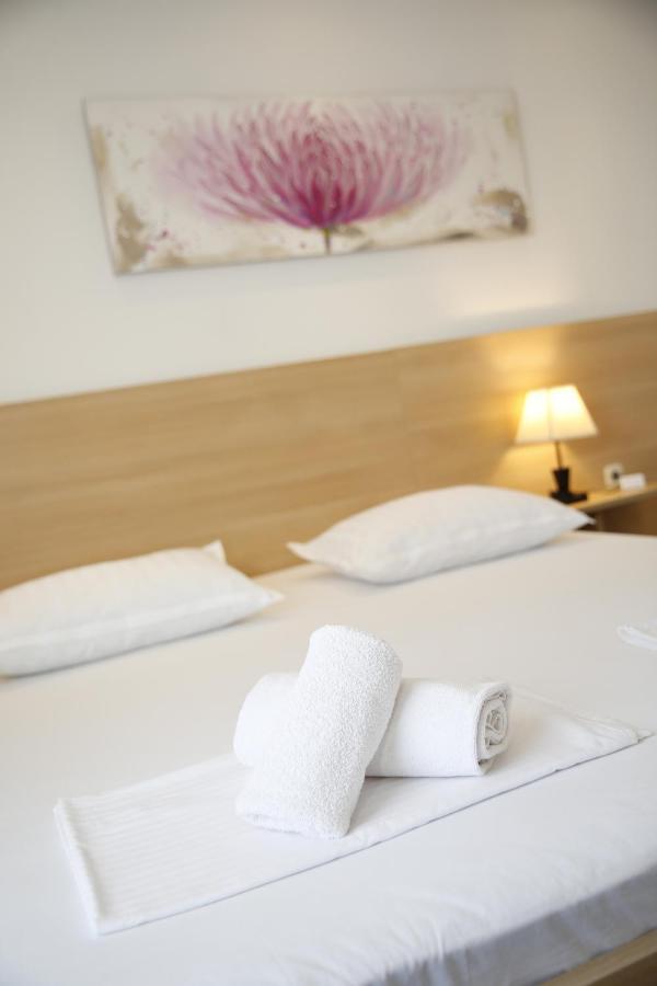Guest House Lorenta Vodice Exterior photo